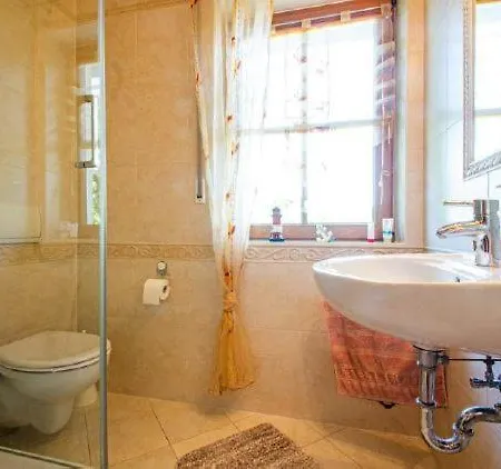 Nadine Сasa de vacaciones